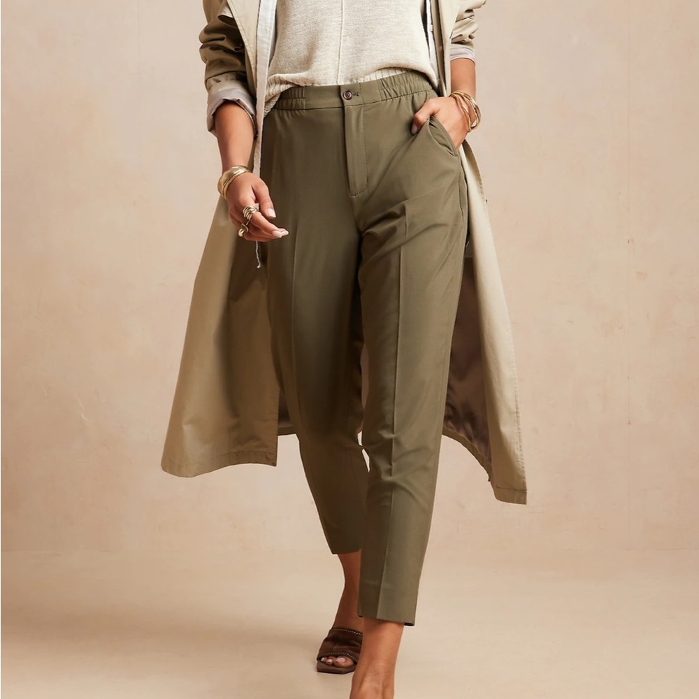 ❌SOLD❌NWT Banana Republic AIRSTRETCH TAPER PANT